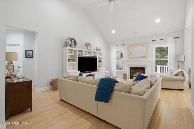 219 Hilliard Boulevard, Manahawkin, NJ 08050