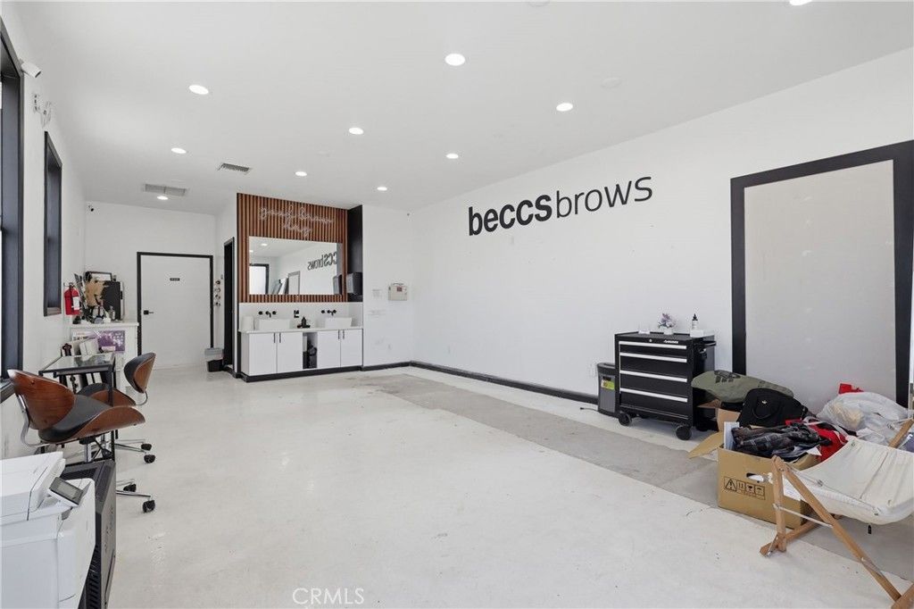 Image 26 of property listing at 1540 E Wardlow, Long Beach, CA 90807