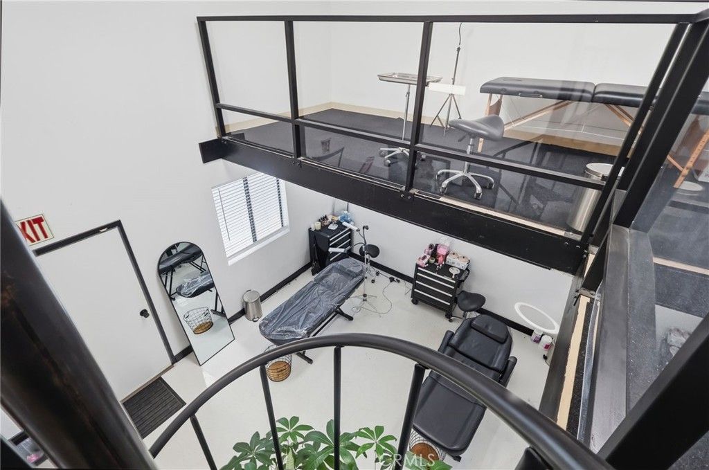 Image 31 of property listing at 1540 E Wardlow, Long Beach, CA 90807