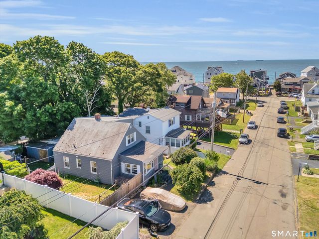 25 Palmetto Trail, East Haven, CT 06512