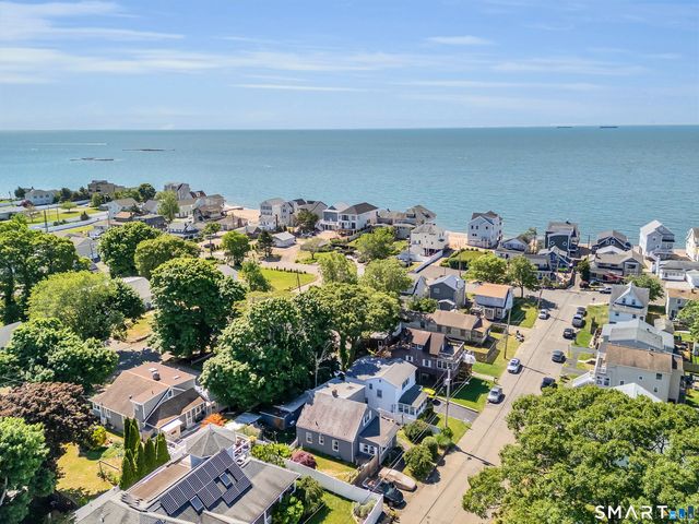 25 Palmetto Trail, East Haven, CT 06512