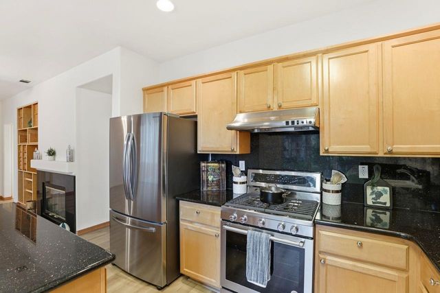 8753 Cypress Creek Way, Elk Grove, CA 95758