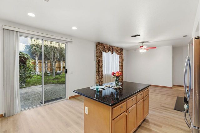 8753 Cypress Creek Way, Elk Grove, CA 95758