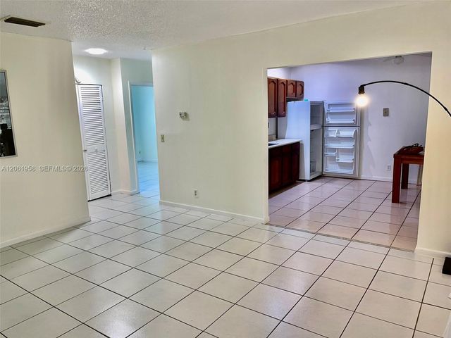 274 SW 9th St 2, Dania Beach, FL 33004