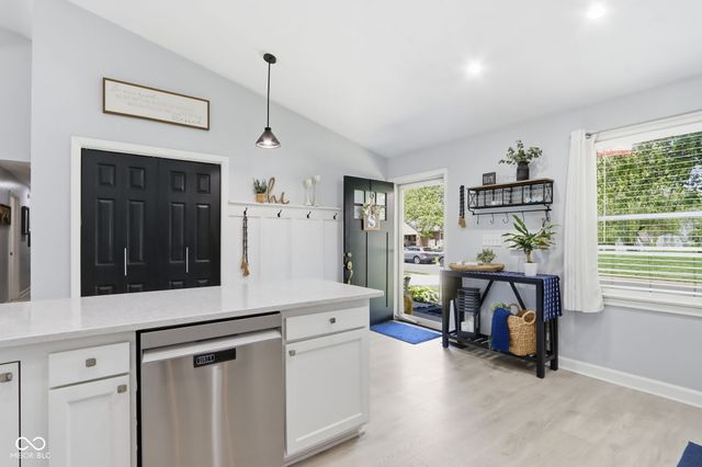 7783 Kemble Court, Fishers, IN 46038