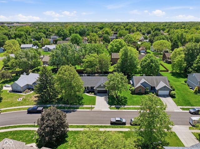 7783 Kemble Court, Fishers, IN 46038