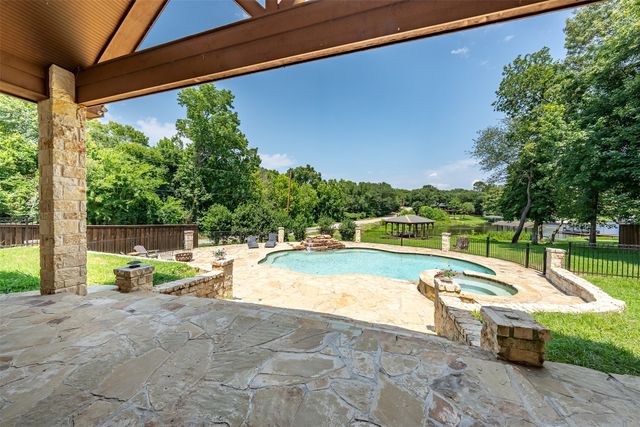 6414 Dorsey Drive, Athens, TX 75752