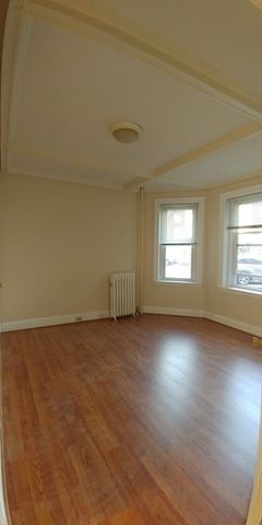 55 Thatcher 1A, Brookline, MA 02446