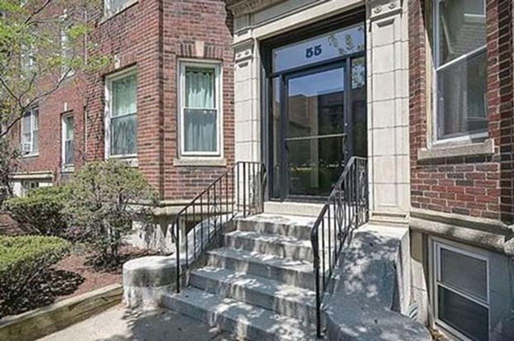 55 Thatcher 1A, Brookline, MA 02446