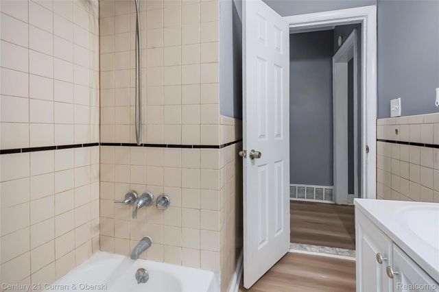 15040 Ferguson Street, Detroit, MI 48227