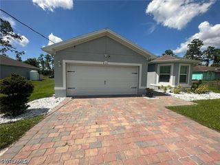 4115 14th AVE NE, Naples, FL 34120
