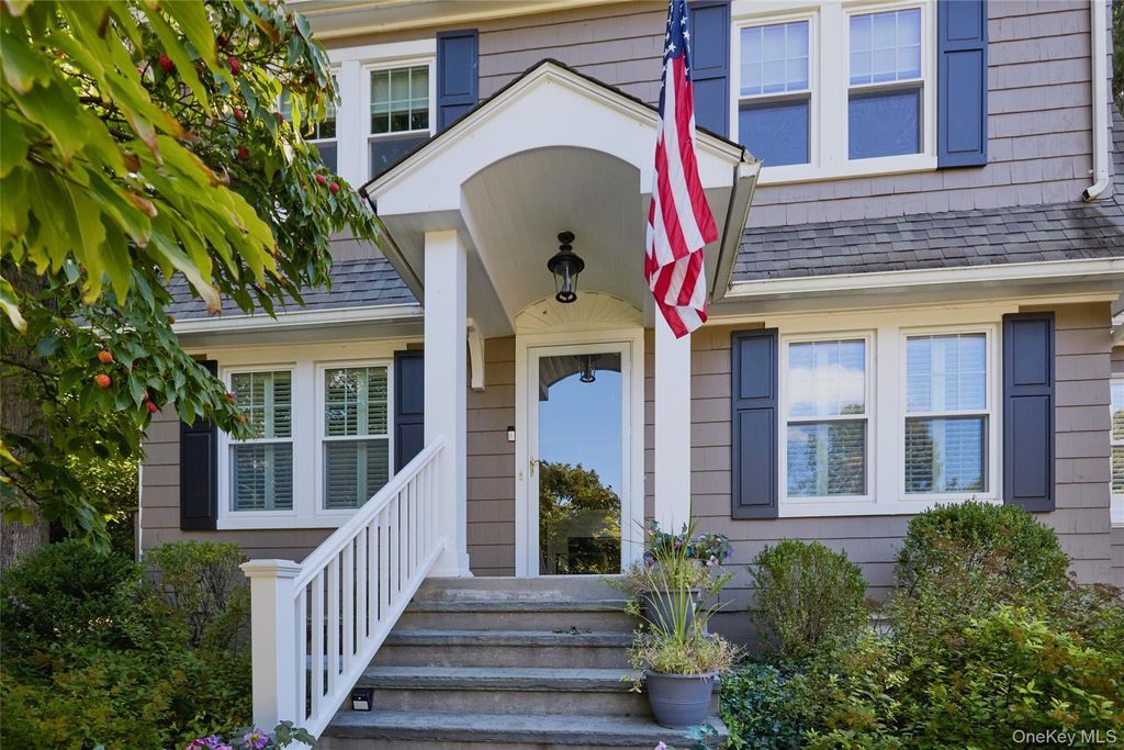 22 Hillside Avenue, Katonah, NY 10536 — photo 3
