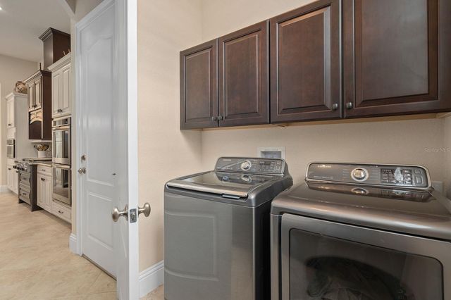 5509 EMERSON POINTE WAY, Orlando, FL 32819