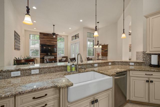 5509 EMERSON POINTE WAY, Orlando, FL 32819