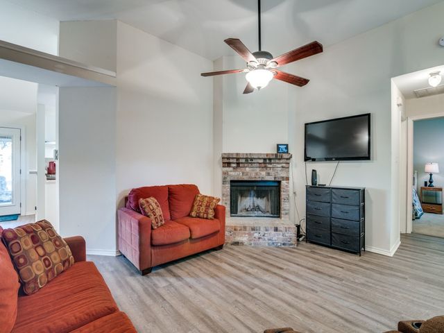 912 Marlin Drive, Mesquite, TX 75149