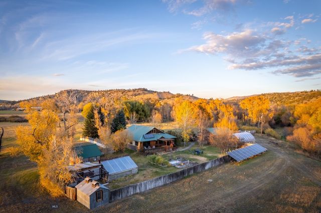 36 Convict Grade Road, Livingston, MT 59047 property photo