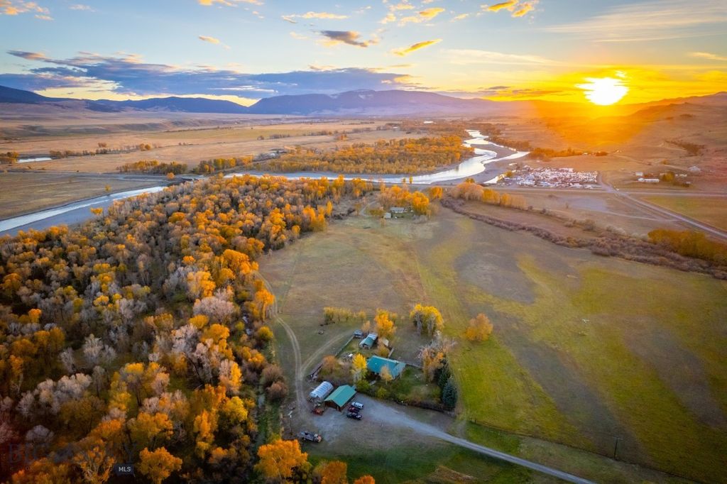 36 Convict Grade Road, Livingston, MT 59047 photo 4