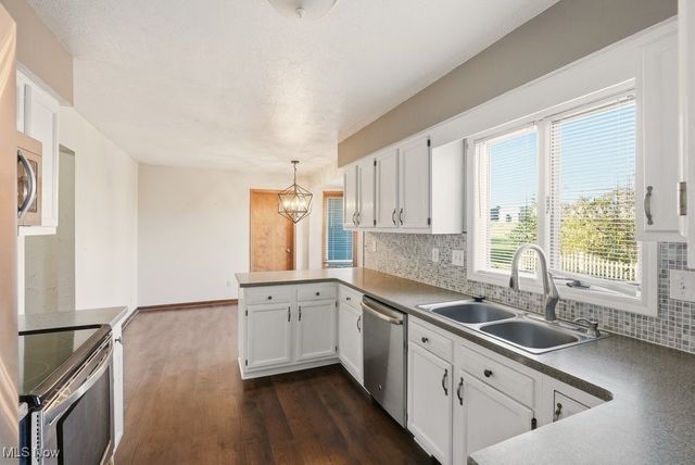 32 Picadilly Court, Kent, OH 44240