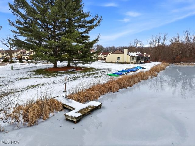 32 Picadilly Court, Kent, OH 44240