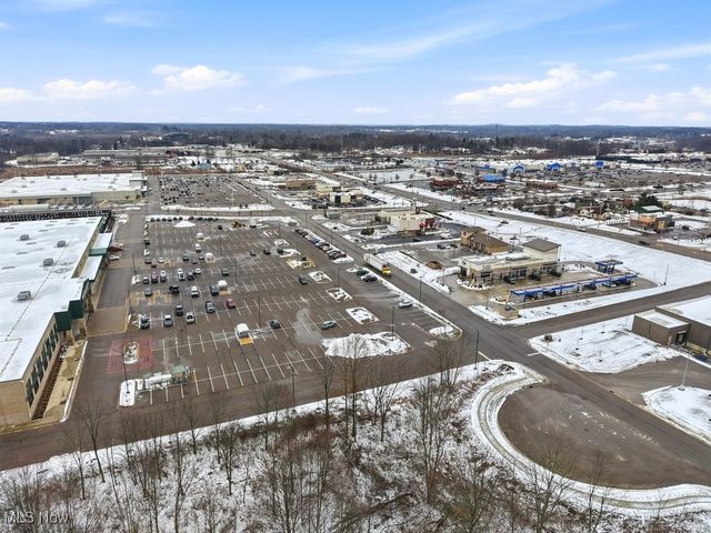 32 Picadilly Court, Kent, OH 44240