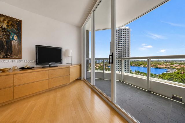 21150 Point Pl 1605, Aventura, FL 33180