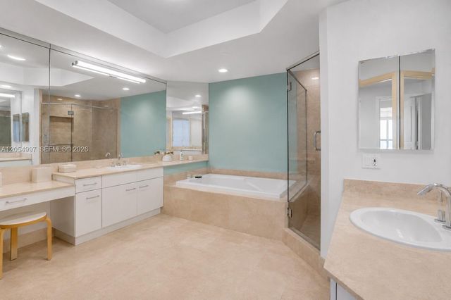 21150 Point Pl 1605, Aventura, FL 33180