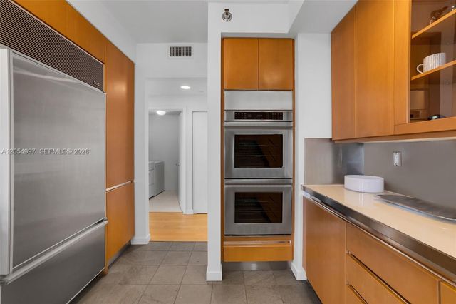 21150 Point Pl 1605, Aventura, FL 33180