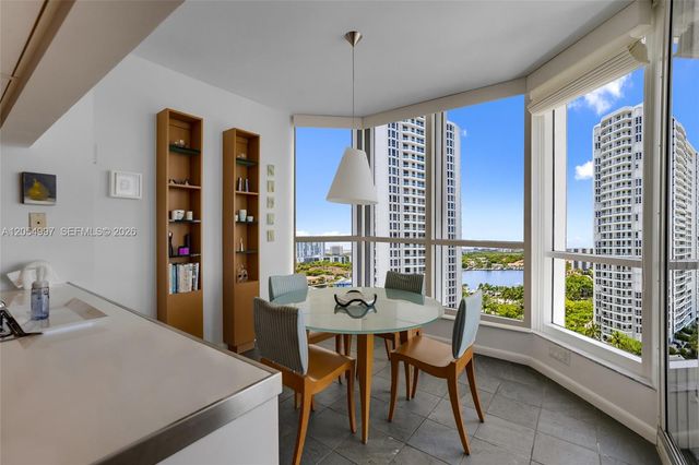 21150 Point Pl 1605, Aventura, FL 33180