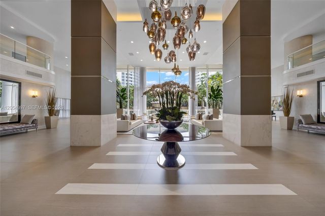 21150 Point Pl 1605, Aventura, FL 33180