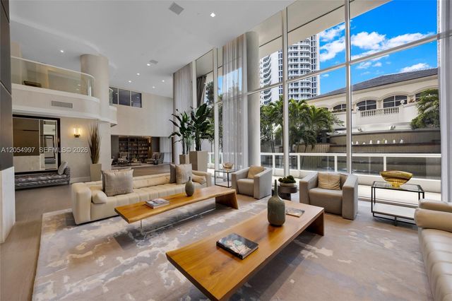 21150 Point Pl 1605, Aventura, FL 33180
