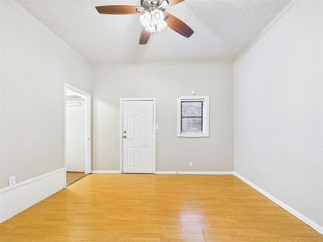 500 Crandle Drive, White Settlement, TX 76108