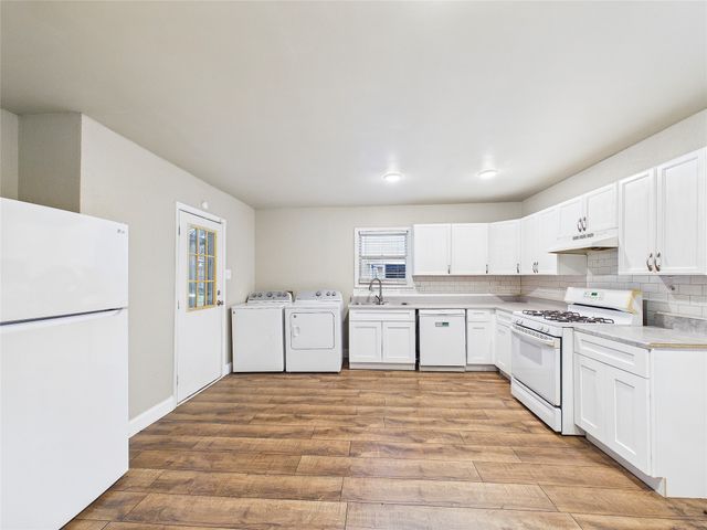 500 Crandle Drive, White Settlement, TX 76108