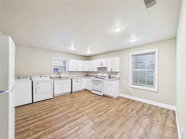 500 Crandle Drive, White Settlement, TX 76108