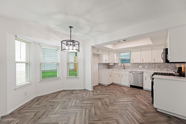 1006 Cresswell DR, Pflugerville, TX 78660