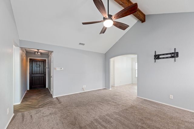 1006 Cresswell DR, Pflugerville, TX 78660