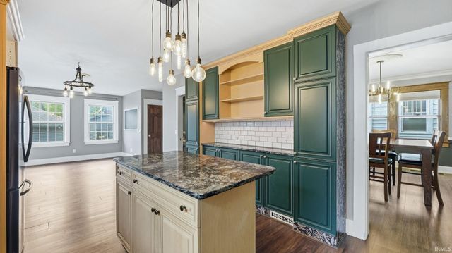 2710 West Drive, Fort Wayne, IN 46805