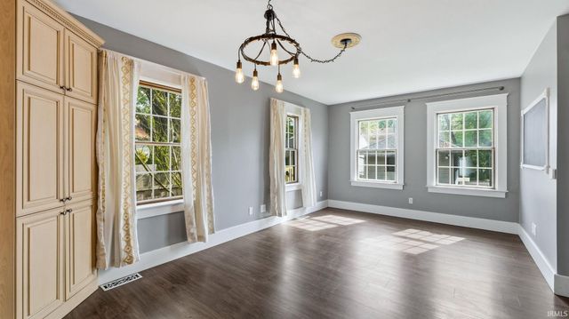 2710 West Drive, Fort Wayne, IN 46805