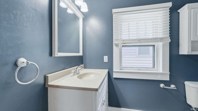 2710 West Drive, Fort Wayne, IN 46805