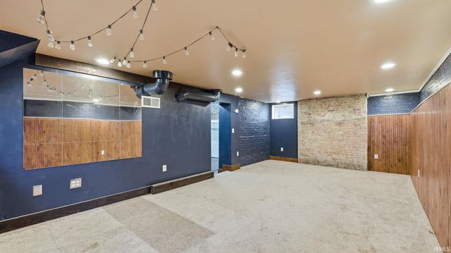 2710 West Drive, Fort Wayne, IN 46805