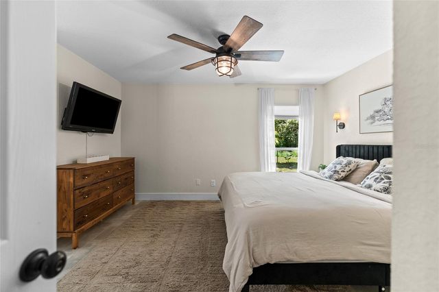 6916 WILLIAMS DRIVE, Tampa, FL 33634