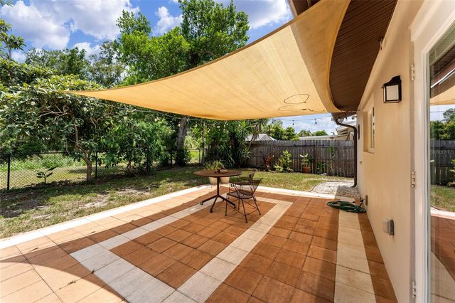 6916 WILLIAMS DRIVE, Tampa, FL 33634