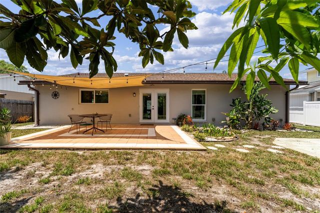6916 WILLIAMS DRIVE, Tampa, FL 33634