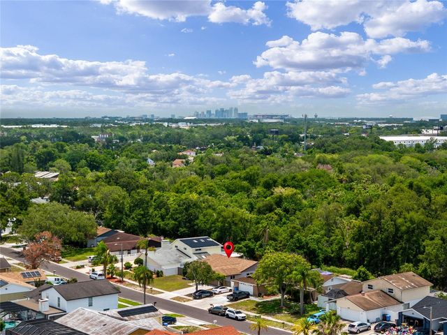6916 WILLIAMS DRIVE, Tampa, FL 33634