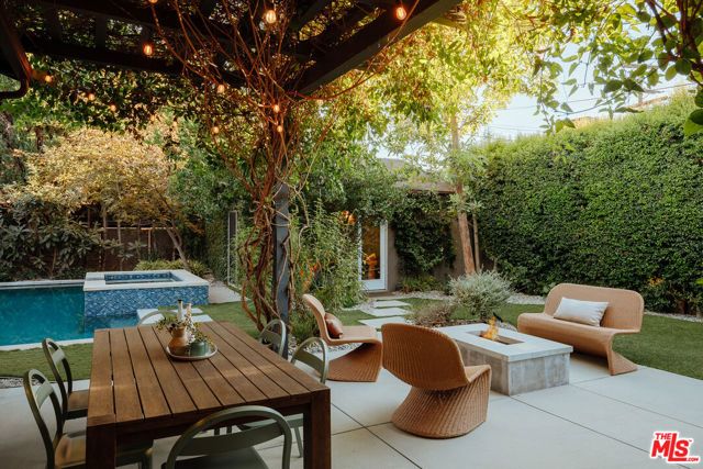 13352 Martha Street, Los Angeles, CA 91401