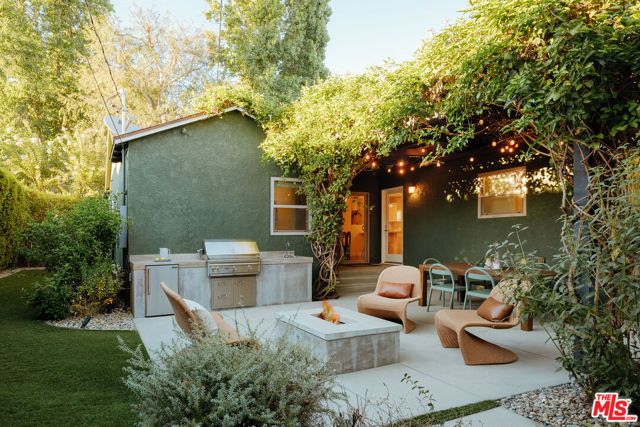 13352 Martha Street, Los Angeles, CA 91401