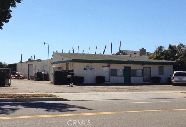 1520 E Donovan Road, Santa Maria, CA 93454