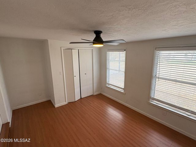 1402 S Country Club Road, Tucson, AZ 85713