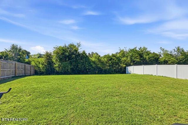 6838 Tall Shadow Lane, Knoxville, TN 37938
