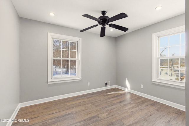 338 Diamond Road, Jackson, NJ 08527