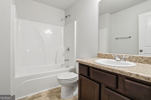 7130 Creeksong Drive, Douglasville, GA 30134